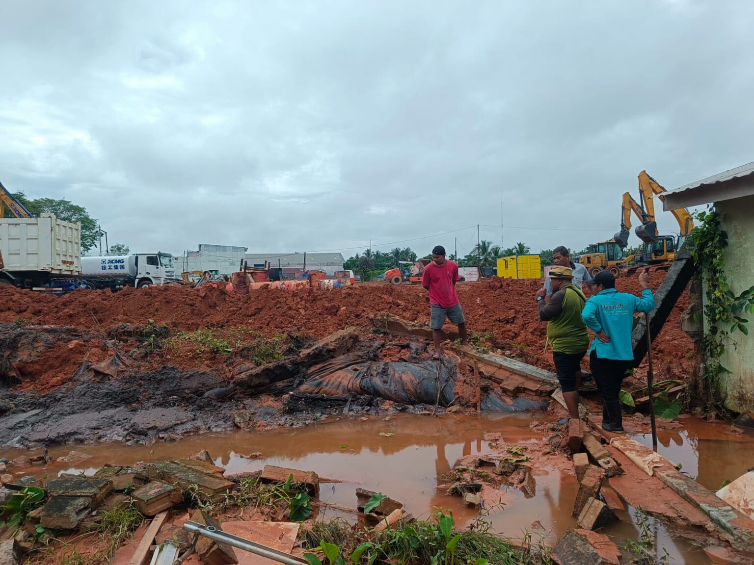 Warga Landasan Ulin Barat Desak Pemerintah Bertindak, Aktivitas Penimbunan Tanah Diduga Langgar Aturan Lingkungan