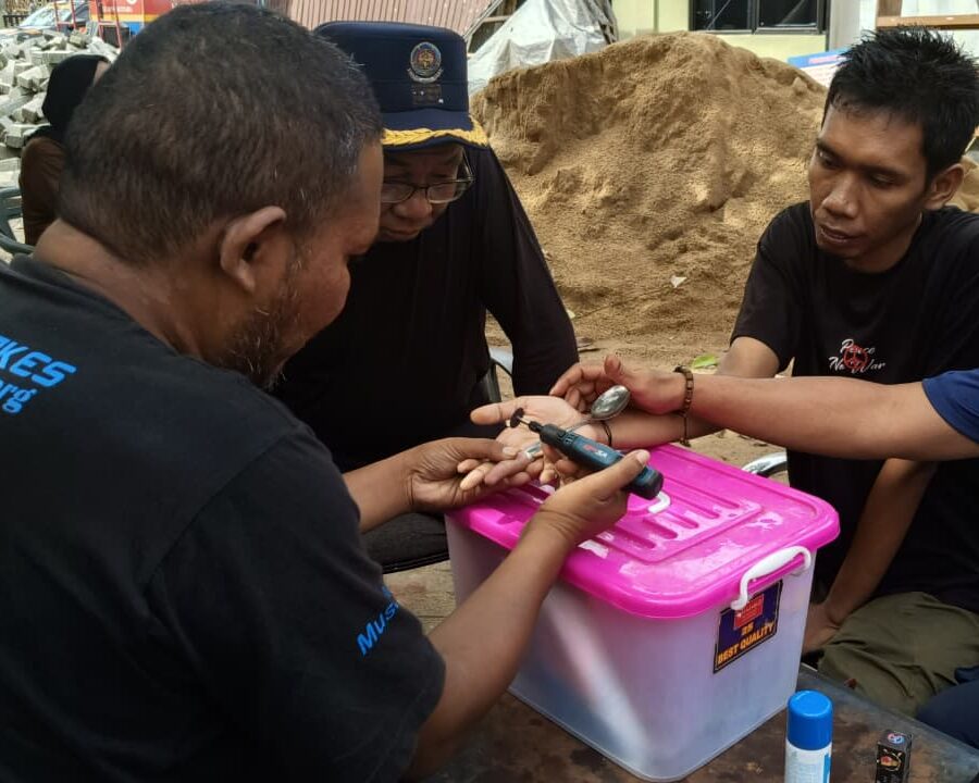 Panik Cincin tak Bisa Dilepaskan, Ditolong Petugas Dankar