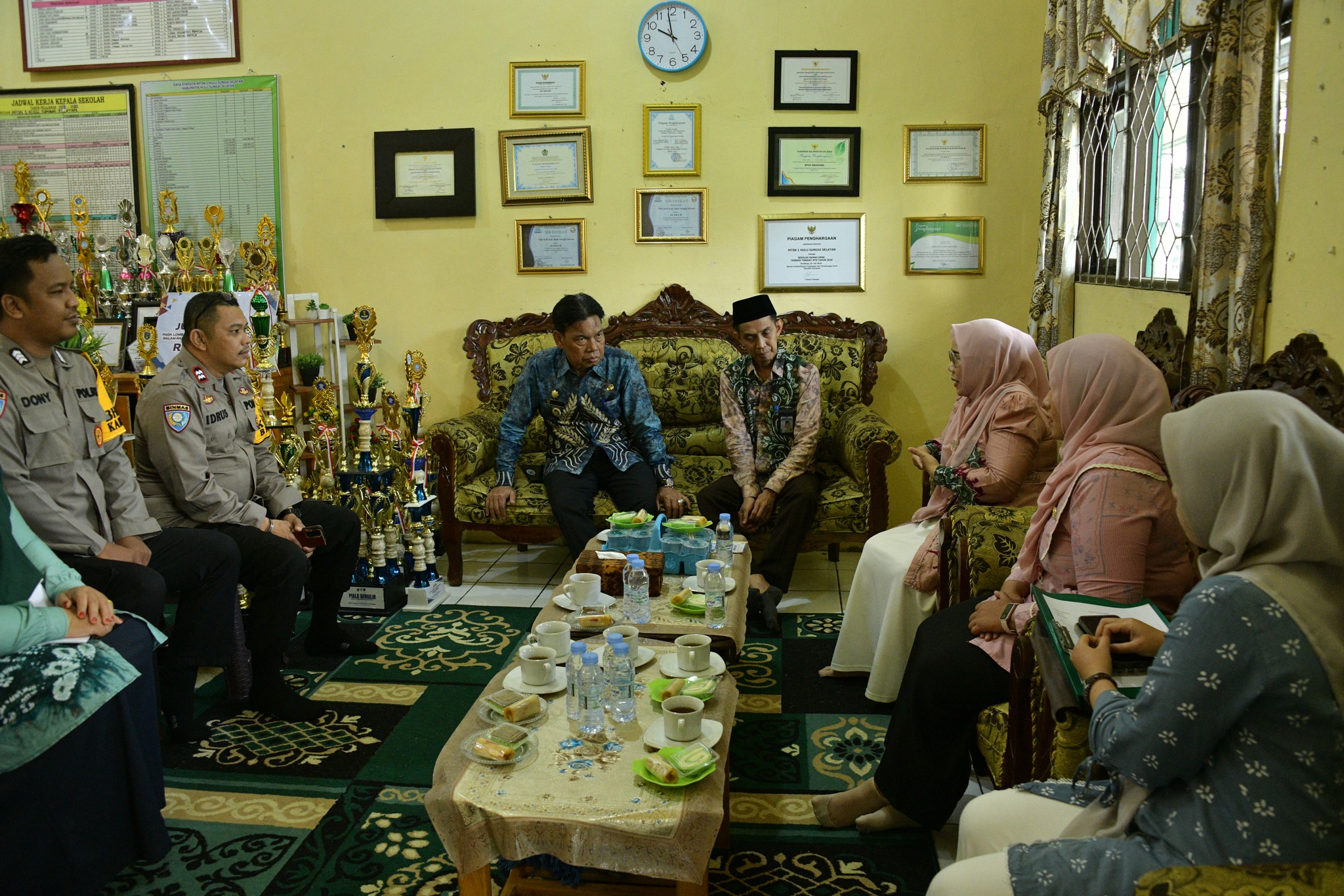 Dugaan Perundungan di MTsN 1 HSS, Wabup Suriani Turun Langsung Lakukan Klarifikasi