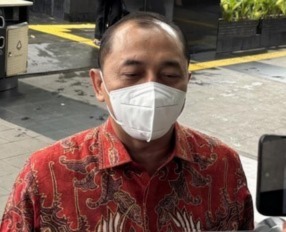 Anggota DPRD Bekasi Bantah Mangkir, Nyumarno Akhirnya Hadir di KPK di Tengah Skandal Suap Bupati Ade Kuswara