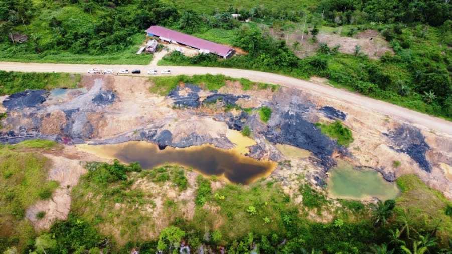 Gunungan Batu Bara tak Bertuan di Sungai Mahakam, Sorot Lemahnya Pengawasan Tambang