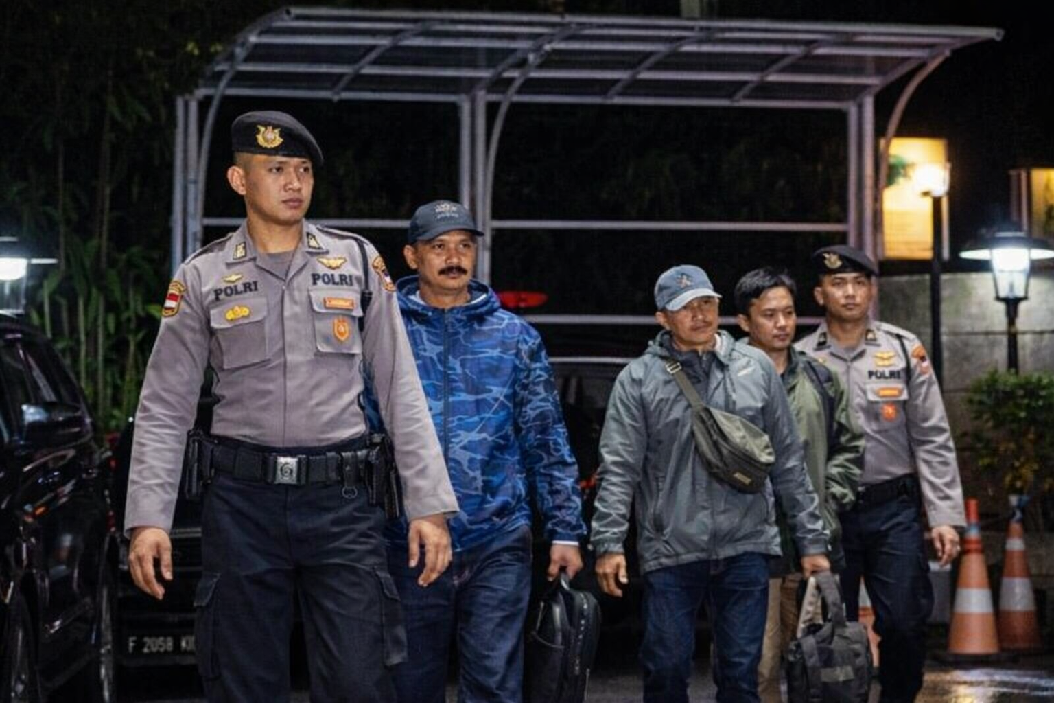 Tersandung Kasus Fee Proyek dan CSR, Wali Kota Madiun Tiba di KPK Tengah Malam