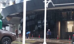 Plafon Gedung Jampidsus Kejagung Ambrol, Tamparan Telak bagi Wibawa Penegakan Hukum