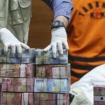 OTT KPK: Uang Valas dan Ratusan Juta Disita, Pegawai DJP Jakarta Utara Digelandang