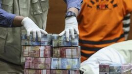 OTT KPK: Uang Valas dan Ratusan Juta Disita, Pegawai DJP Jakarta Utara Digelandang