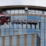 Audit BPK mengungkap 12 temuan serius di OJK, dari piutang gelap, aset hilang, hingga indikasi kerugian negara ratusan miliar rupiah.