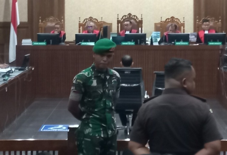 Hakim Usir Prajurit TNI dari Sidang Nadiem, Mabes TNI Buka Alasan