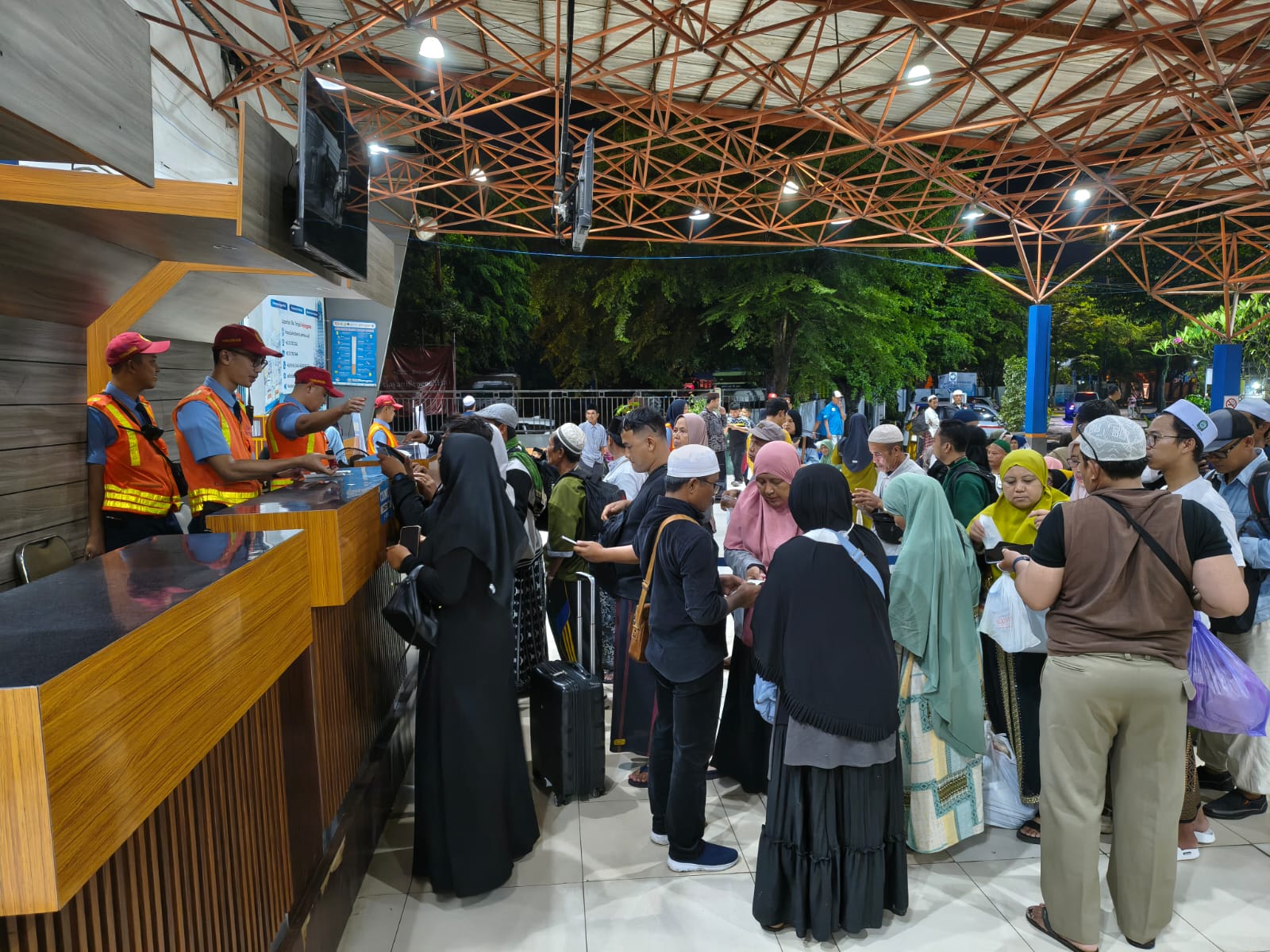 Pelindo Kalimantan Layani 63.950 Penumpang Kapal Selama Nataru