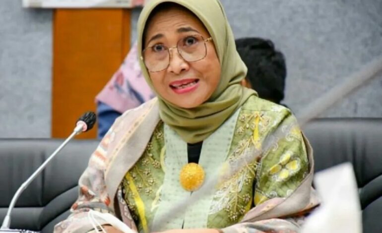 Guru Telanjangi 27 Murid di Jember, Ketua Komisi X DPR: Jangan Cukup Teguran, Pecat!