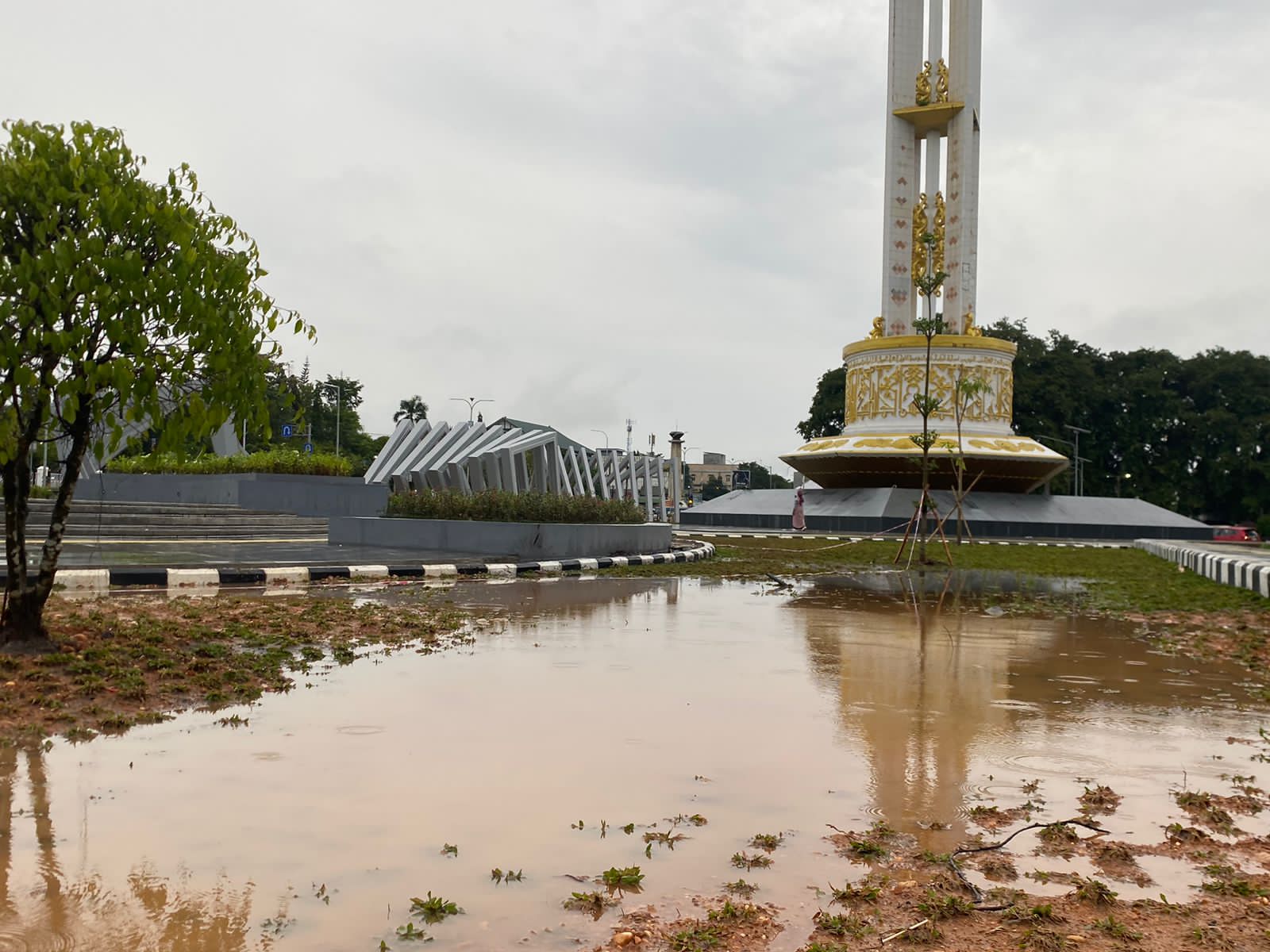 Proyek Rehabilitasi RTH CBS Martapura Disorot, Bupati Banjar Instruksikan DPRKPLH Bertindak
