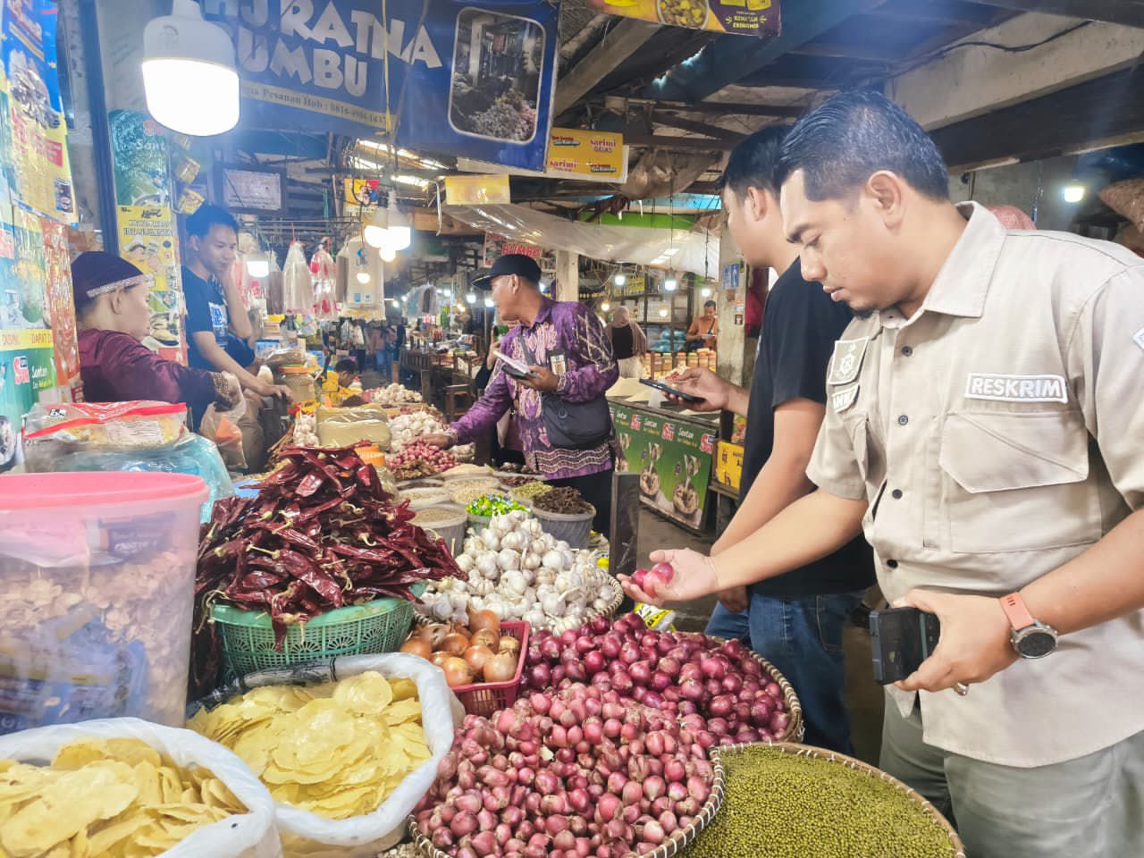 Jelang Ramadan, Tim Saber Perlindungan Pangan Pantau Harga dan Mutu Pangan di Pasar Martapura