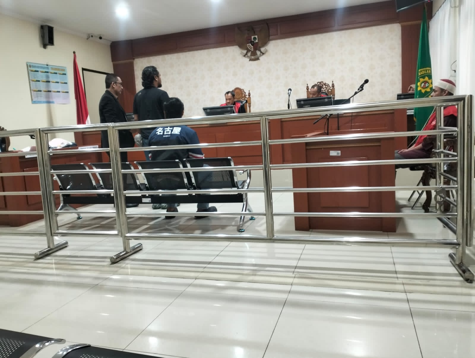 Pengedar Simpan Ratusan Gram Sabu dan Ratusan Butir Ekstecy  Jalani Sidang di PN Banjarmasin