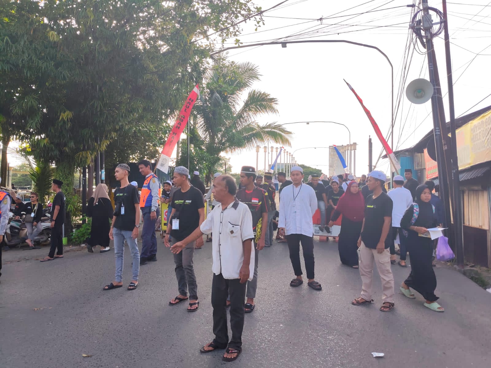 Arus Jemaah Menuju Haul Padat, Kawasan Pasar Lama hingga Pierre Tendean Ditutup