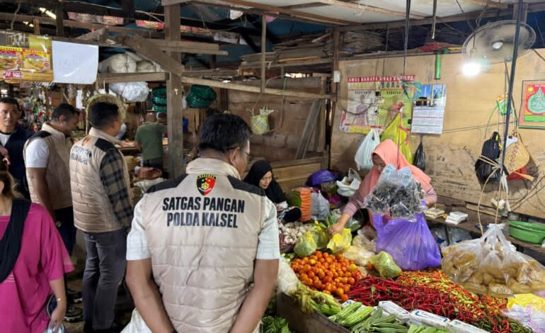 Satgas Pangan Polda Kalsel Turun ke Pasar Kalindo, Pastikan Stok dan Harga Bahan Pokok Aman