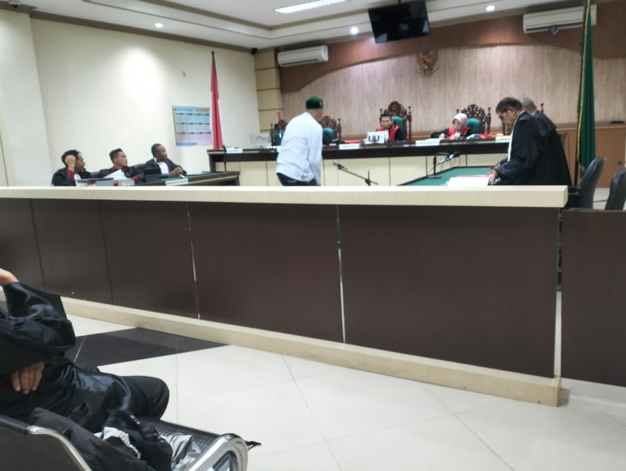 Eksepsi ( Perlawanan ) Ditolak, Sidang Pemeriksaan Tiga Terdakwa Terkait Dugaan Rugikan Bank BRI Unit Alalak Dilanjutkan
