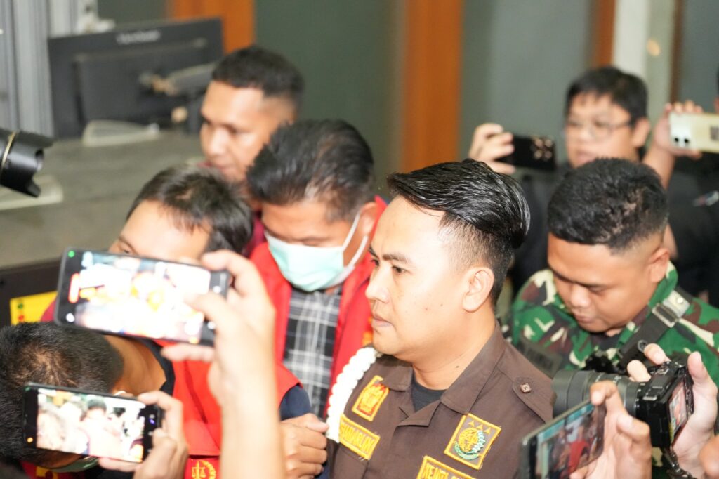 Skandal Suap Irigasi Muara Enim Meledak: Uang Rp1,6 Miliar Jadi Alphard, Oknum DPRD Dicokok — Pejabat Daerah Bersiap Diseret!