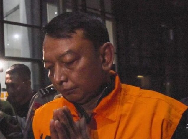 Tersungkur! Saat ‘Wakil Tuhan’ Tergoda Amplop