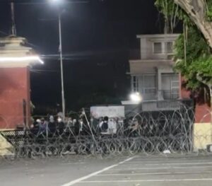 Mapolda DIY Dijebol Massa, Amarah atas Kematian AT (14) Hantam Wajah Institusi