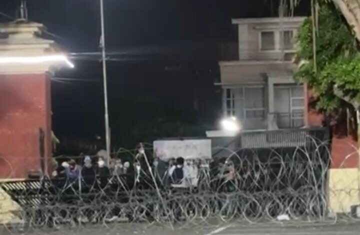 Mapolda DIY Dijebol Massa, Amarah atas Kematian AT (14) Hantam Wajah Institusi