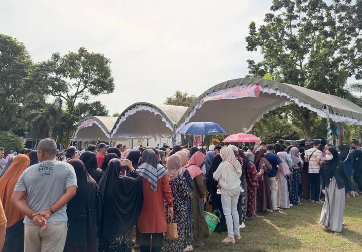 Pasar Murah DPC Gerindra Kabupaten Banjar Diserbu Ribuan Warga Martapura