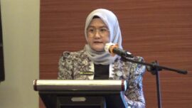 Sebagai upaya untuk meningkatkan pemahaman, kesadaran, serta partisipasi perempuan dalam bidang politik dan proses pengambilan keputusan, Dinas Sosial Pemberdayaan Perempuan Perlindungan Anak Pengenda