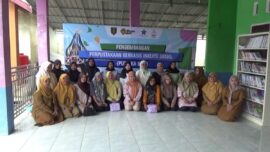 Pustaka Bisa Hadir di Desa Wayau, Warga Dilatih Merajut untuk Tingkatkan Keterampilan