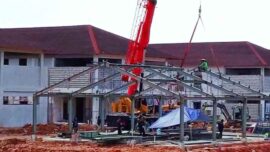 Skandal Proyek Sekolah Rakyat Banjarbaru? Anggaran Fantastis Rp700 Miliar, Buruh Demo, Proyek Terancam Gagal Tepat Waktu