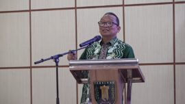 Bupati Dorong Warga Jadi Pengusaha Telur, Apresiasi Pelatihan Ayam Petelur di Kelurahan Tanjung