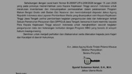 Kejagung menghentikan pengumpulan data Program Makan Bergizi Gratis (MBG) di seluruh Indonesia. Penyidikan dugaan korupsi di Badan Gizi Nasional tetap berjalan dengan tujuh tersangka telah ditetapkan.