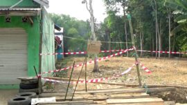 Ramai Didatangi Warga, Pantai Baraya Mendadak Ditutup! Ada Apa?
